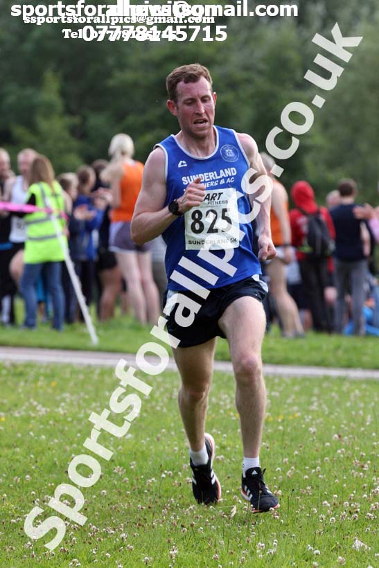 Mens Sunderland 5k Road Race (Northern and North Eastern Champs). Photo: David T. Hewitson/Sports for All Pics